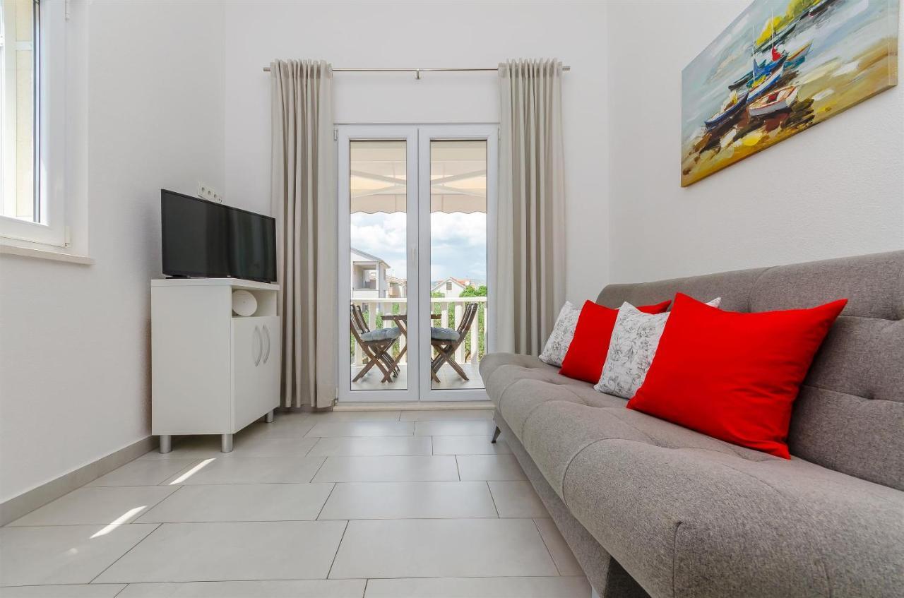 Apartments And Room Maestral تروغير المظهر الخارجي الصورة