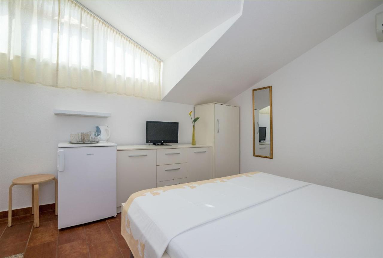 Apartments And Room Maestral تروغير المظهر الخارجي الصورة